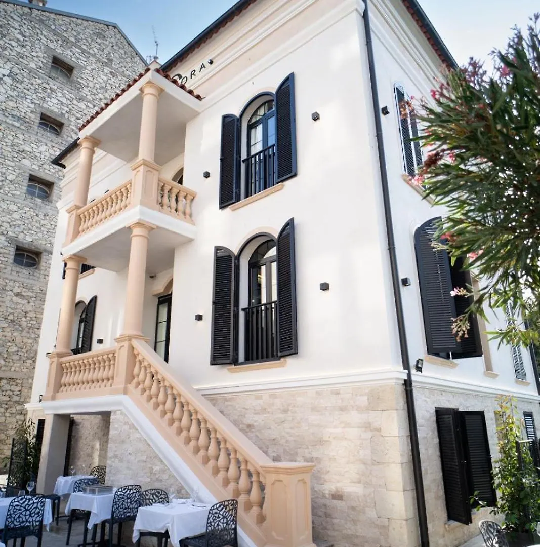 La Villa Ora Antibes